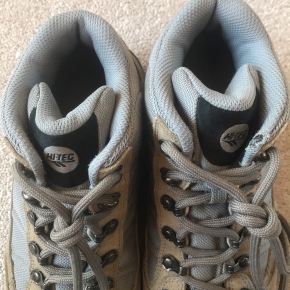 Hi-Tec Women’s Hiking Boots - Picture 15 of 15